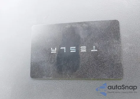 2024 Tesla Model Y Long Range Dual Motor All-Wheel Drive из США, поврежденный, VIN 7SAYGDEE4RA299775